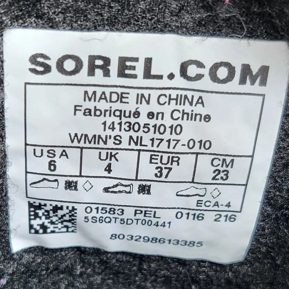 Sorel Women's 1964 Premium CVS Boots Waterproof Black Waxed Canvas Size 6 NL1717